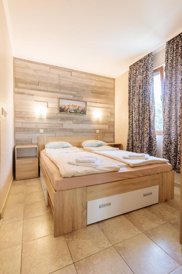 סוזופול Aparthouse Paradise Bay מראה חיצוני תמונה